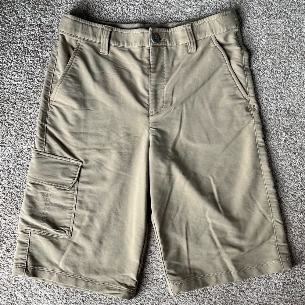 Under Armour Shorts Large